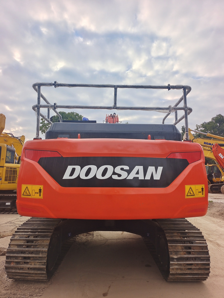DOOSAN DX225LCA - Pelle sur chenille: photos 1 DOOSAN DX225LCA - Pelle sur chenille: photos 1