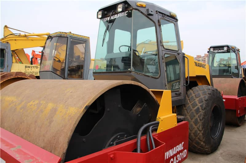 DYNAPAC CA301D Dynapac CA 301 D - Rouleau compresseur: photos 5 DYNAPAC CA301D Dynapac CA 301 D - Rouleau compresseur: photos 5