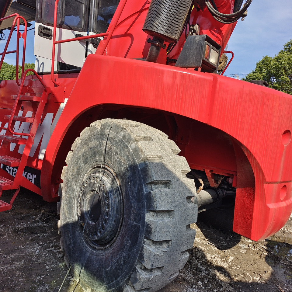 FANTUZZI CS45KMHD - Reach stacker: photos 3 FANTUZZI CS45KMHD - Reach stacker: photos 3