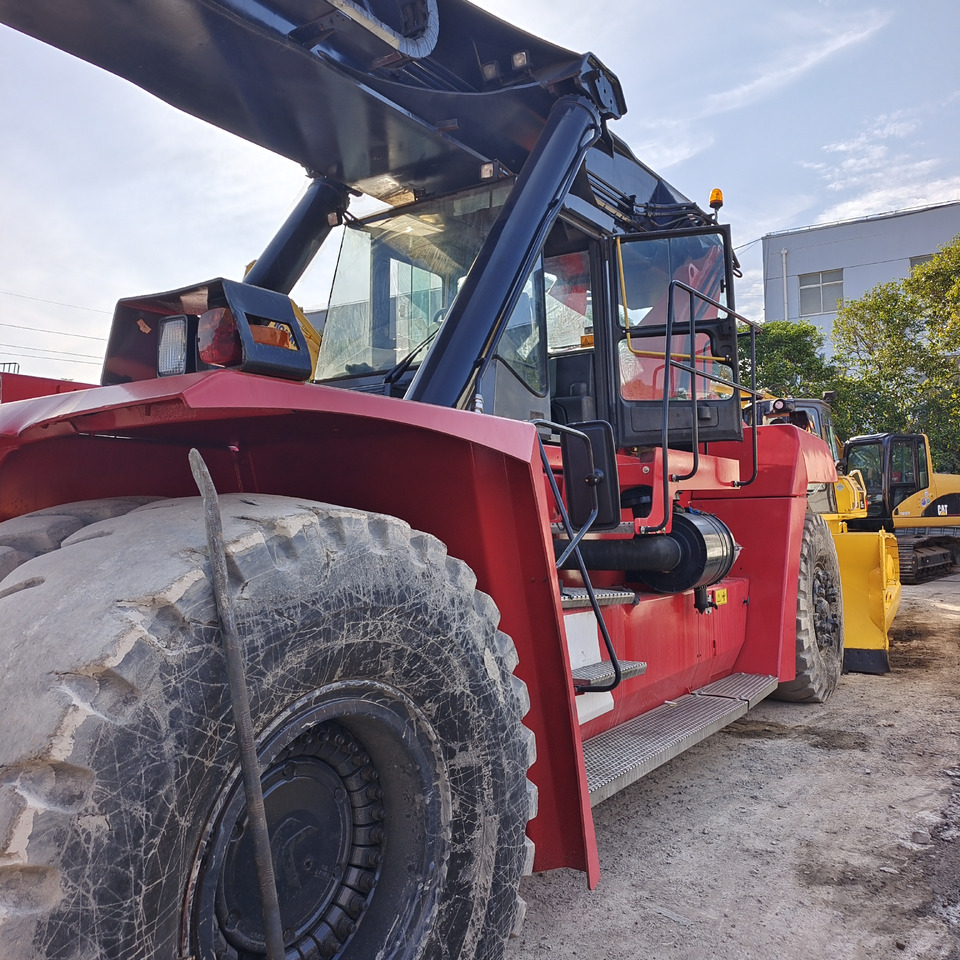 Reach stacker KALMAR DRT450 DRT DRD DRU 450 45 TON: photos 8