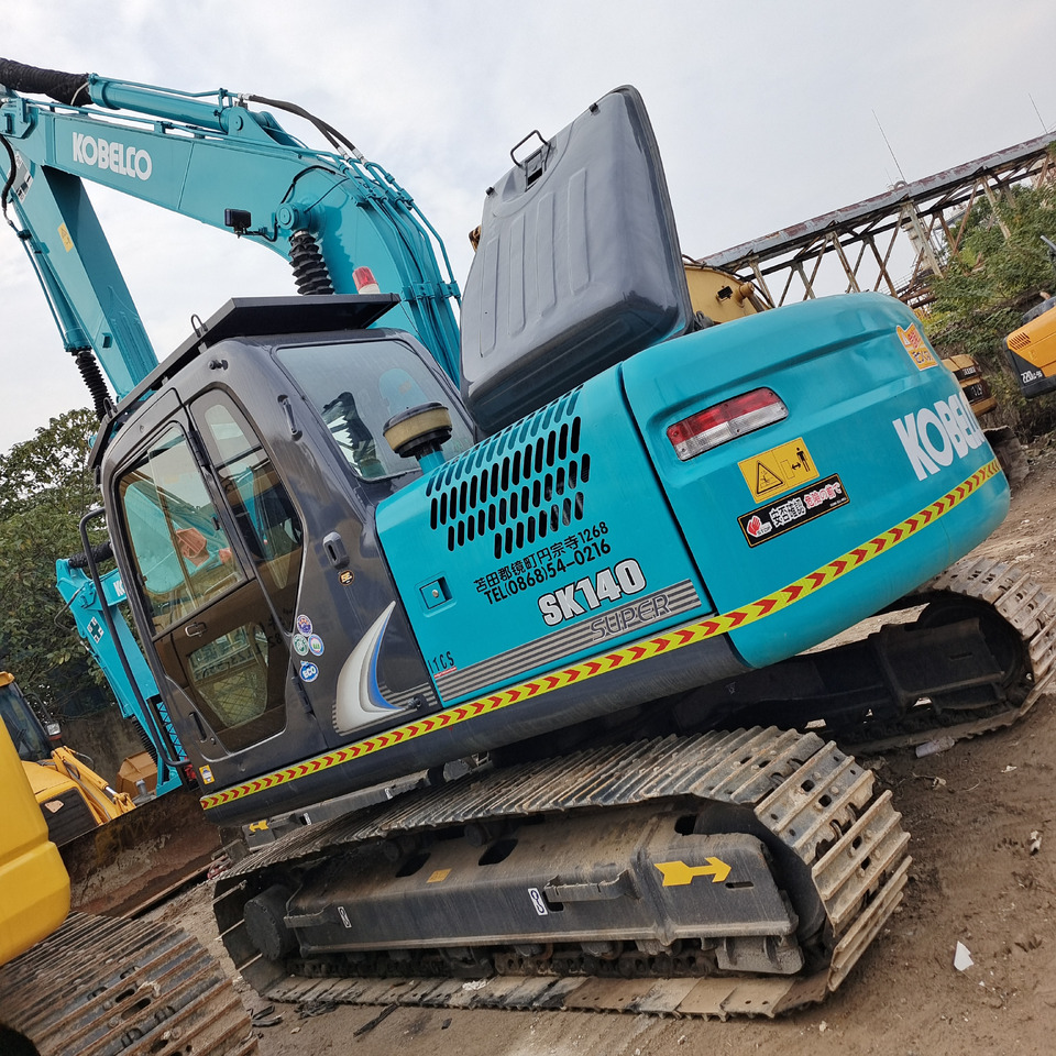KOBELCO SK140 SK200-8 - Pelle sur chenille: photos 1 KOBELCO SK140 SK200-8 - Pelle sur chenille: photos 1