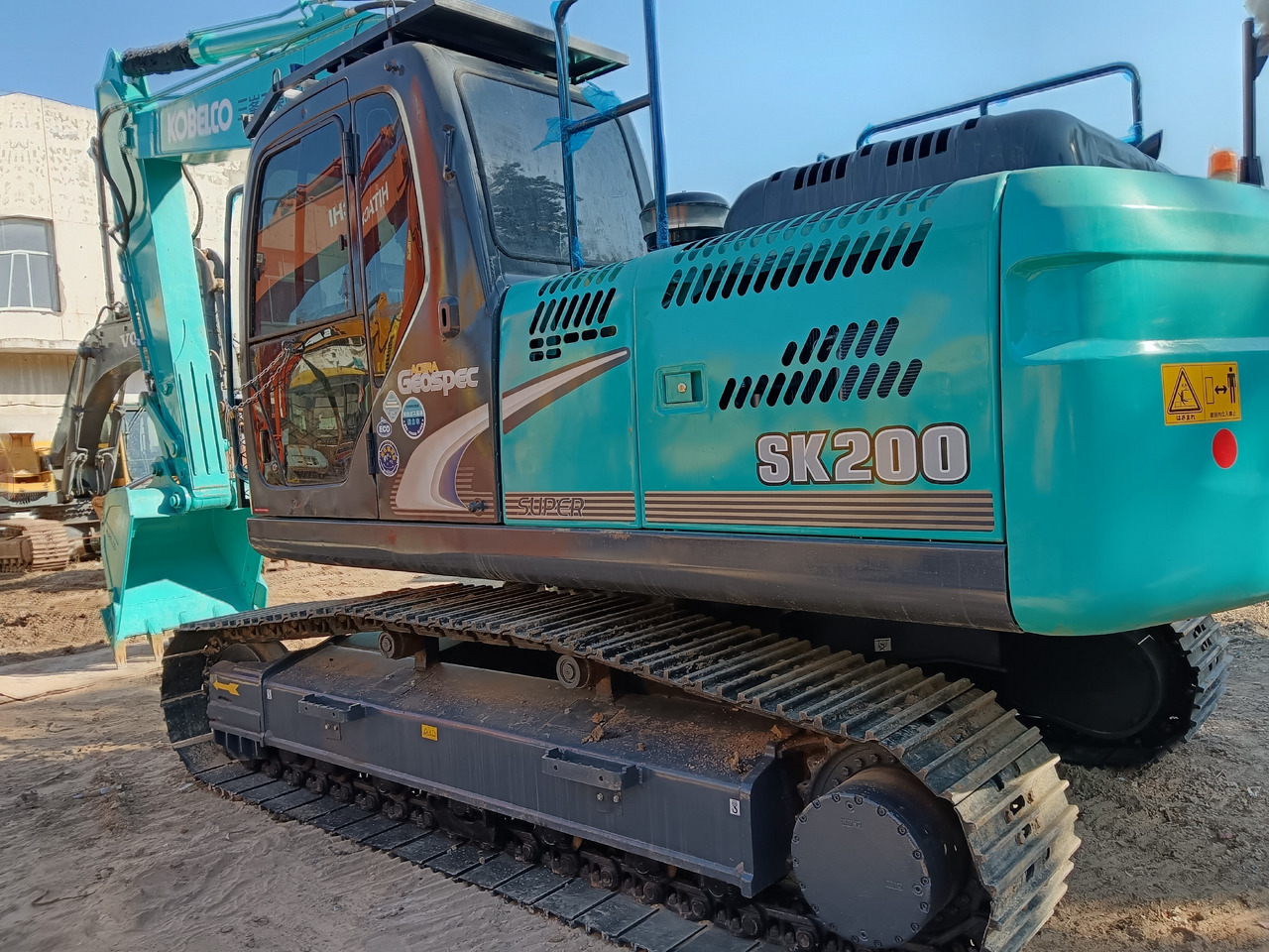 KOBELCO SK200-8 - Pelle sur chenille: photos 1 KOBELCO SK200-8 - Pelle sur chenille: photos 1
