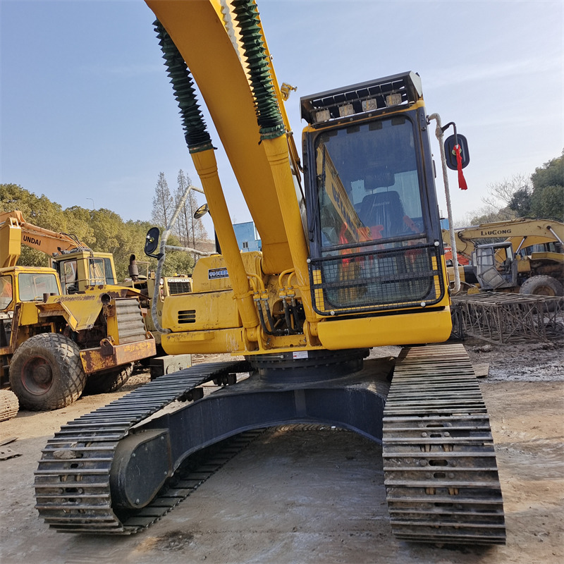 Pelle sur chenille KOMATSU PC 220-8 N1: photos 19