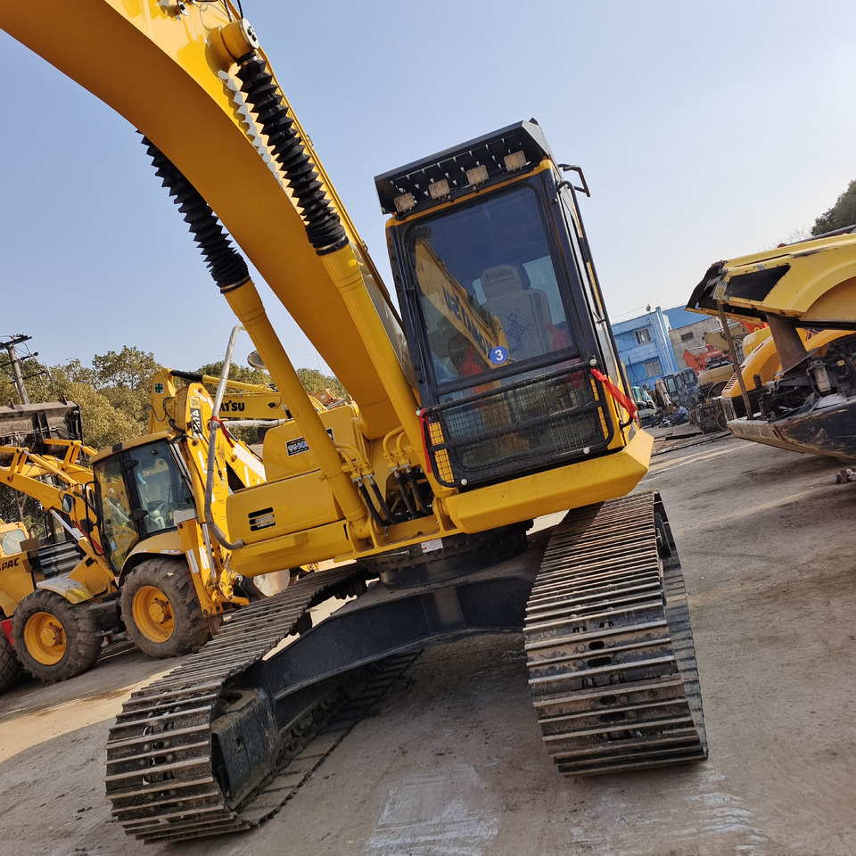 Pelle sur chenille KOMATSU PC200-8: photos 8 Pelle sur chenille KOMATSU PC200-8: photos 8