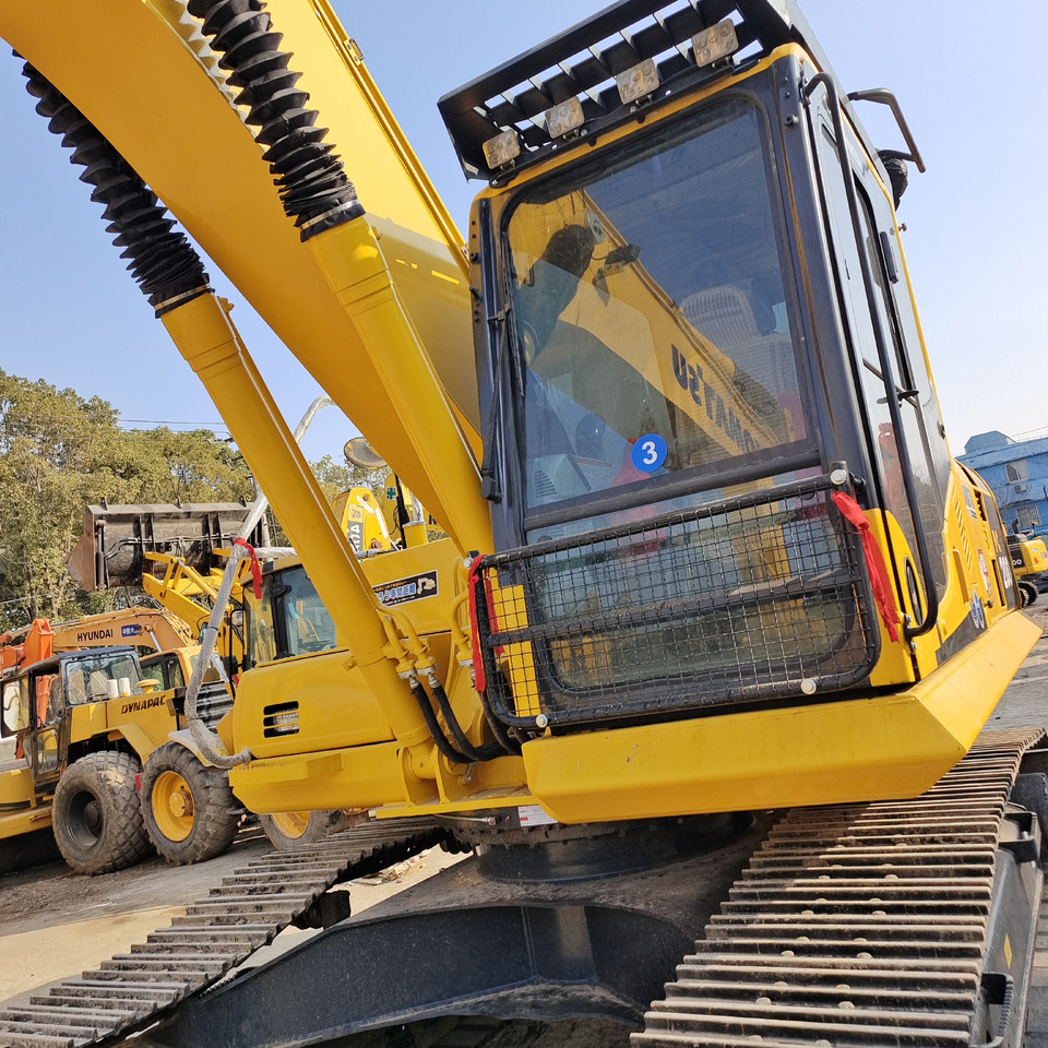 Pelle sur chenille KOMATSU PC200-8: photos 10 Pelle sur chenille KOMATSU PC200-8: photos 10
