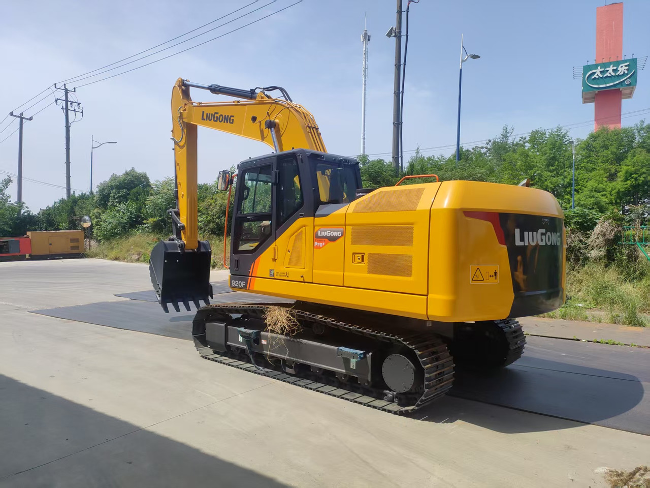LIUGONG 920FG4 100% Brand New 21.5 TON 20 TON - Pelle sur chenille: photos 1 LIUGONG 920FG4 100% Brand New 21.5 TON 20 TON - Pelle sur chenille: photos 1