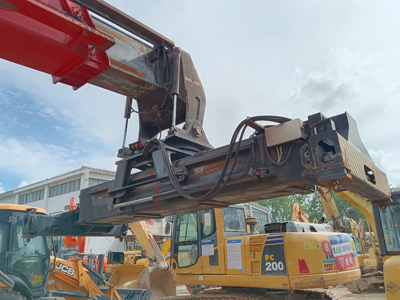 SANY SRSC45C30 45TON REACH STACKER - Reach stacker: photos 4 SANY SRSC45C30 45TON REACH STACKER - Reach stacker: photos 4