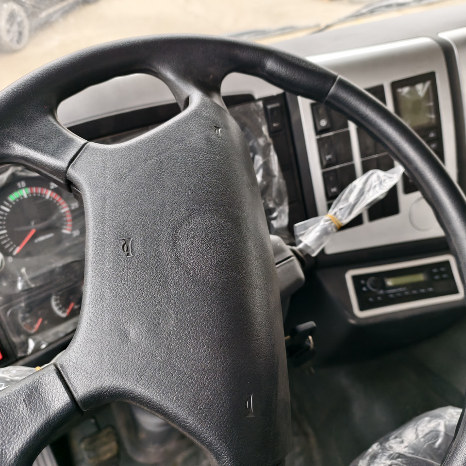 SHACMAN F3000 6*4 - Camion benne: photos 4 SHACMAN F3000 6*4 - Camion benne: photos 4