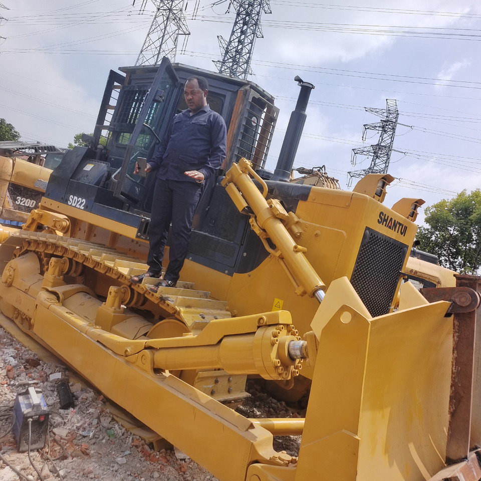 SHANTUI SD22 WITH FORK SD 22 SD32 SD16 - Bulldozer: photos 3 SHANTUI SD22 WITH FORK SD 22 SD32 SD16 - Bulldozer: photos 3