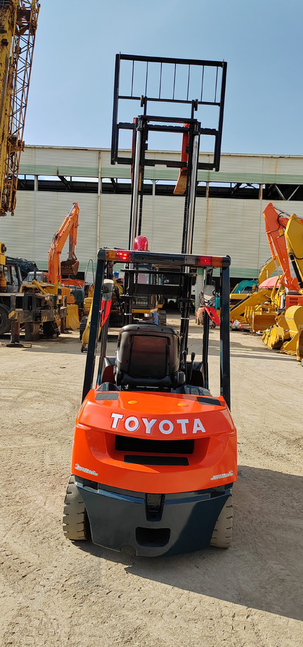 Chariot élévateur TOYOTA FD30: photos 7