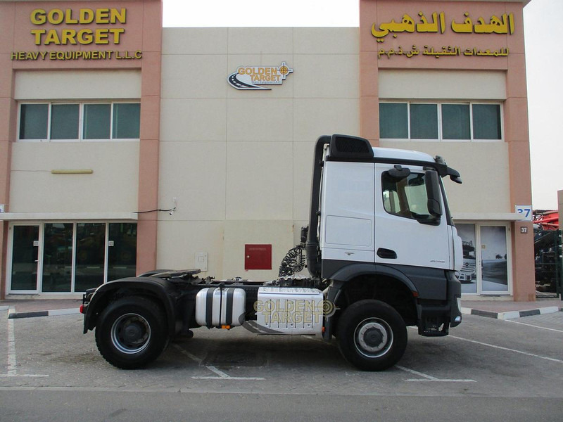 Camion Mercedes-Benz Arocs 2045: photos 6 Camion Mercedes-Benz Arocs 2045: photos 6