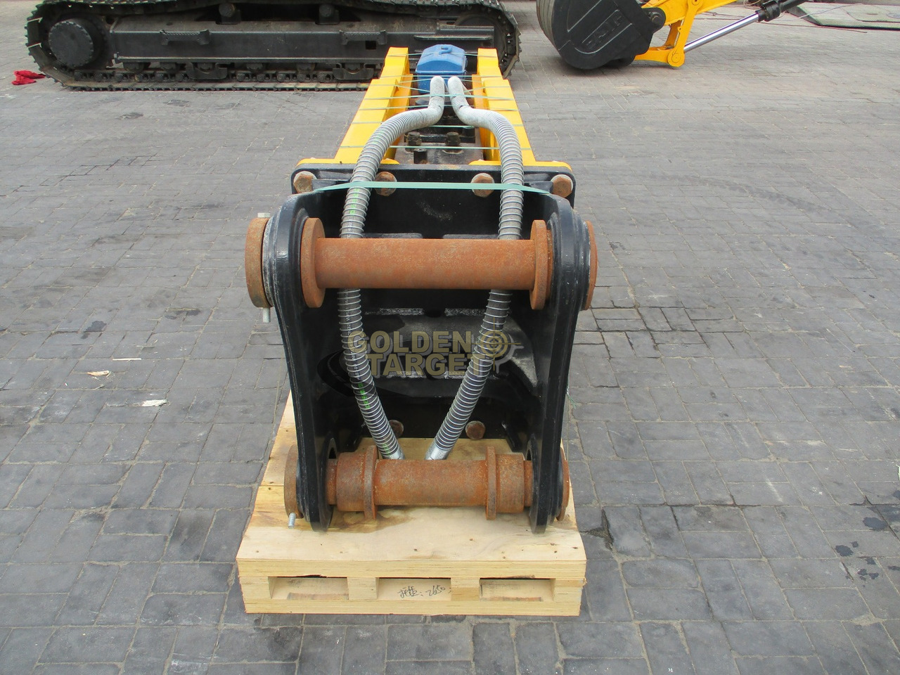 HMB 1650 Hydraulic Breaker - Marteau hydraulique pour Pelle: photos 3 HMB 1650 Hydraulic Breaker - Marteau hydraulique pour Pelle: photos 3