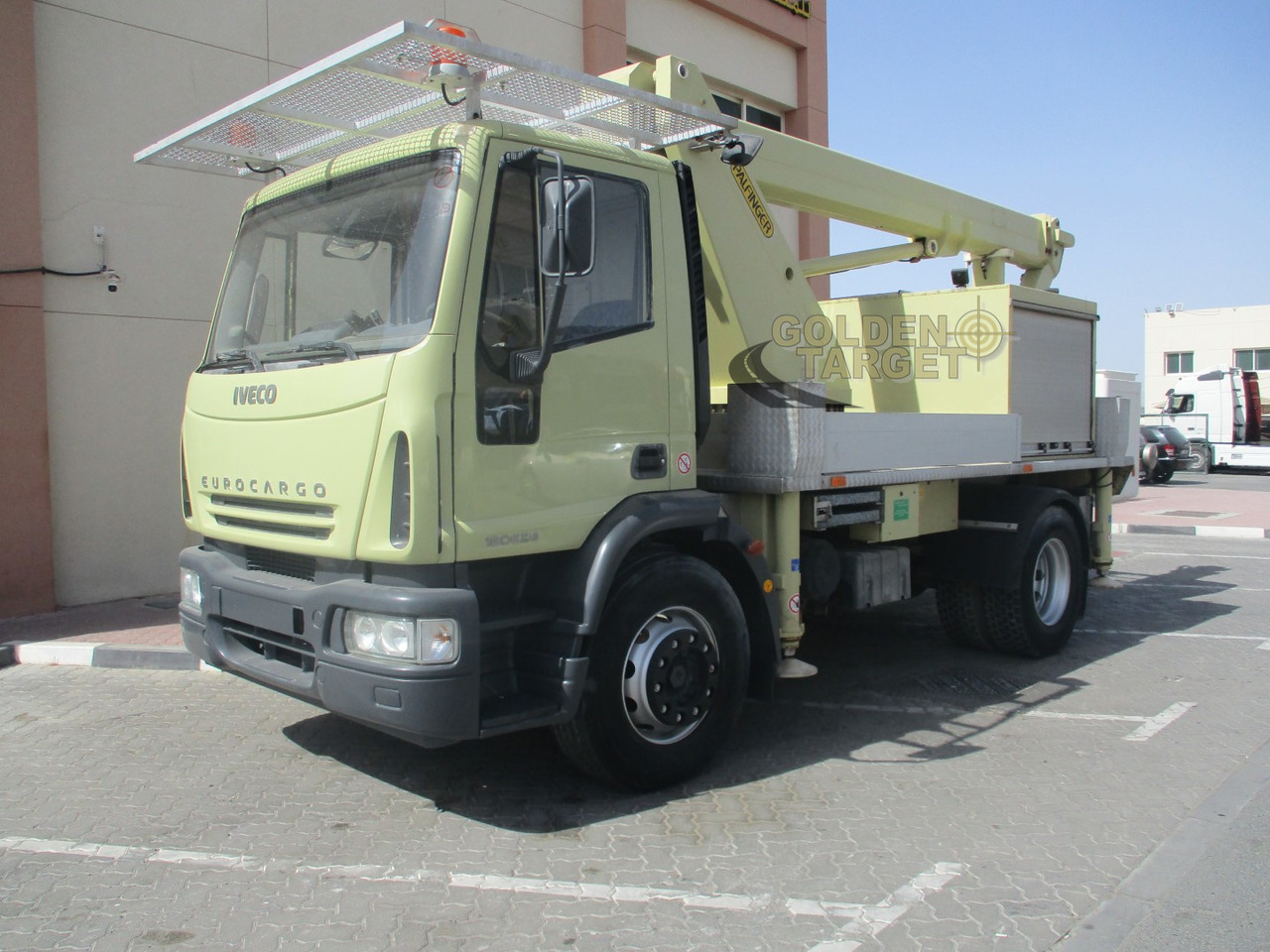 Iveco EURO CARGO 180E28 4x2 PALFINGER P180 Manlift - Camion avec nacelle: photos 2 Iveco EURO CARGO 180E28 4x2 PALFINGER P180 Manlift - Camion avec nacelle: photos 2