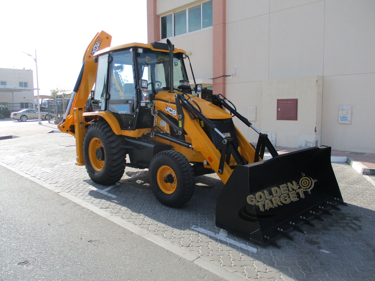 JCB 3DX PLUS 4×2 BACKHOE LOADER - Tractopelle: photos 1 JCB 3DX PLUS 4×2 BACKHOE LOADER - Tractopelle: photos 1