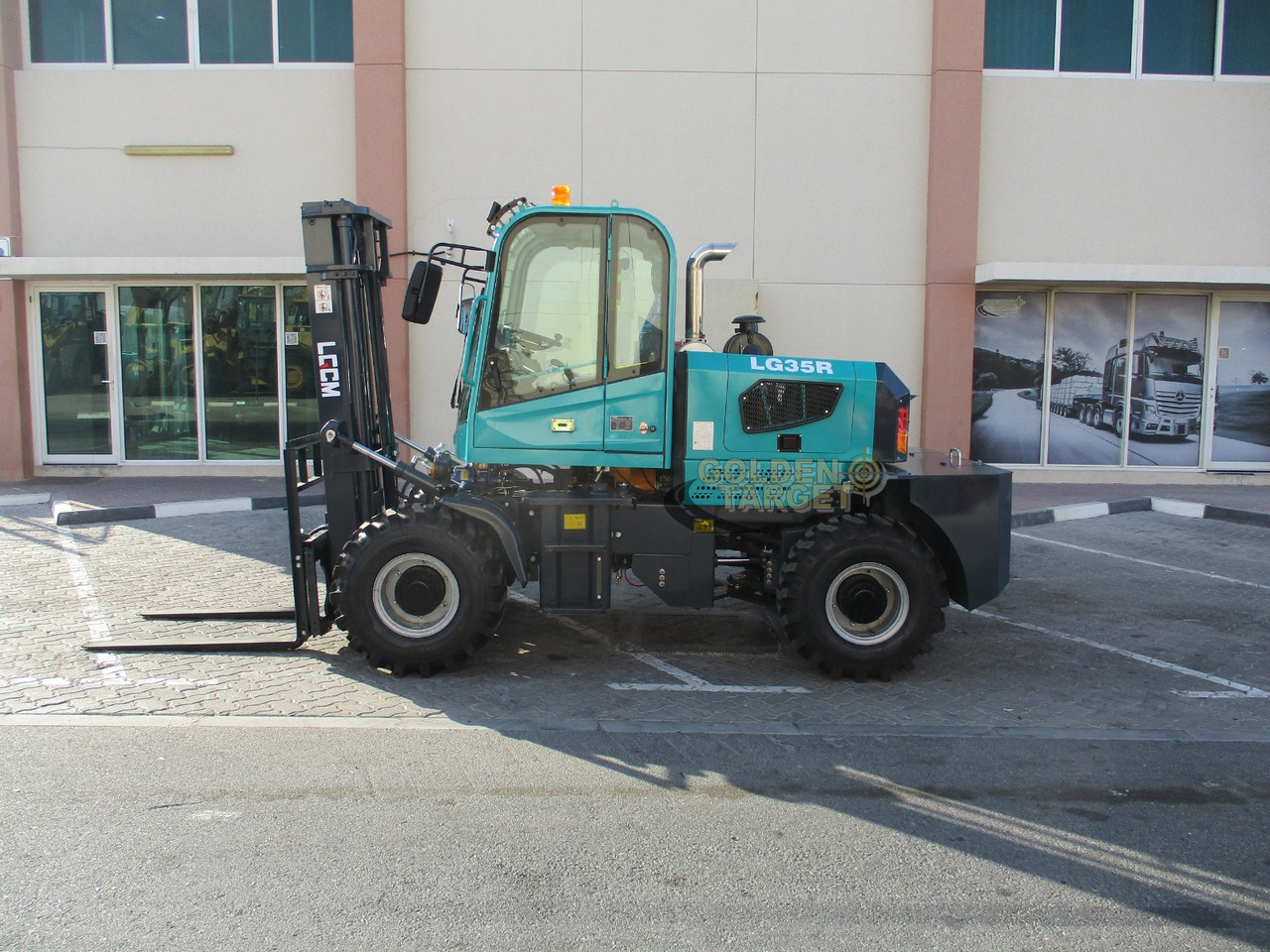 Chariot élévateur diesel neuf LGCM LG35R Rough Terrain Forklift: photos 6