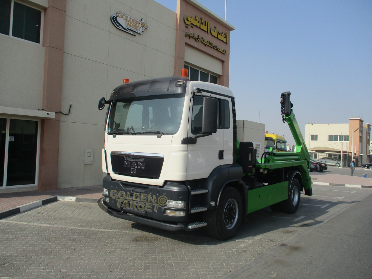 MAN TGS 18.440 4x2 Skip Loader - Camion multibenne: photos 2 MAN TGS 18.440 4x2 Skip Loader - Camion multibenne: photos 2