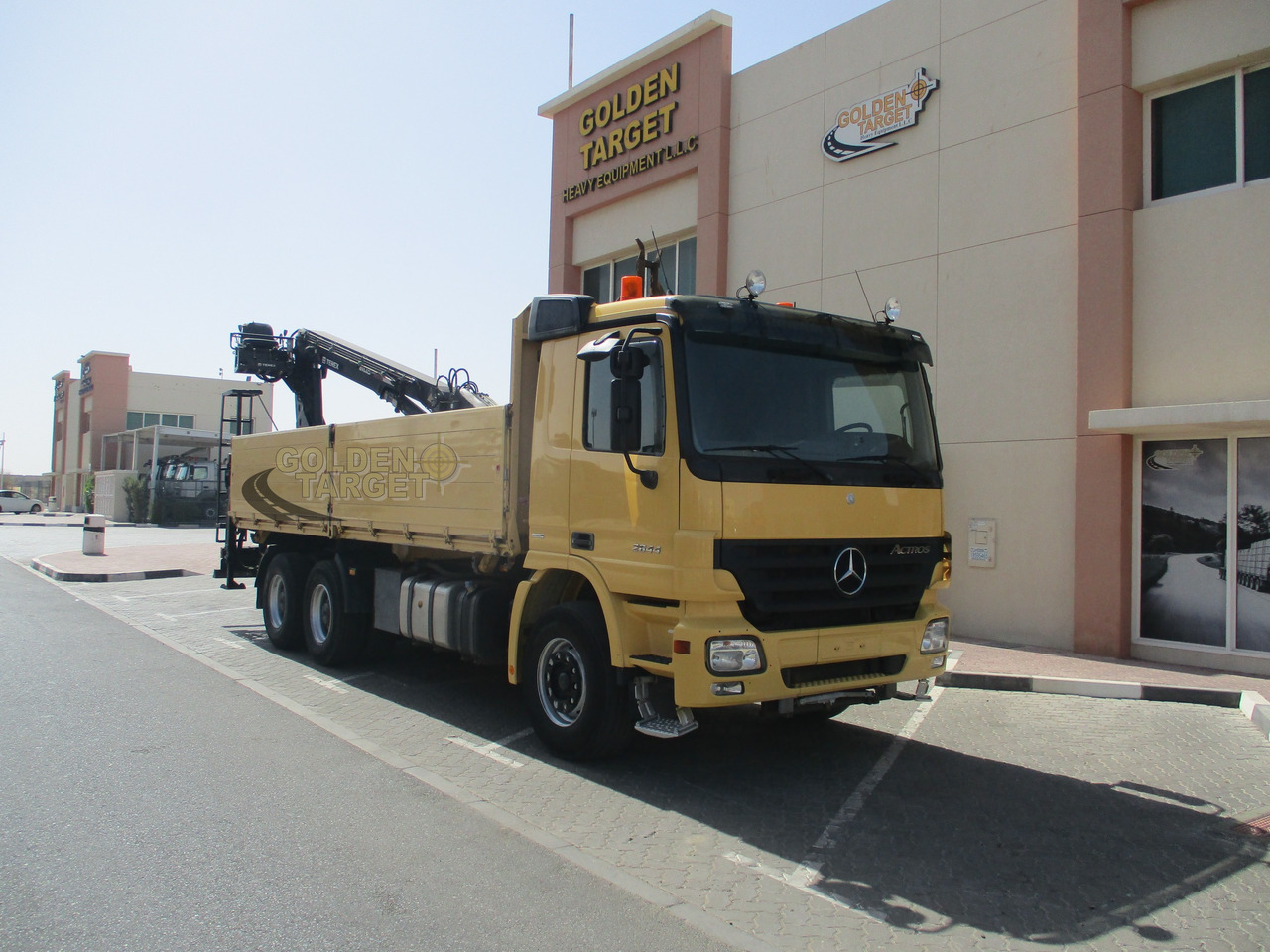 MERCEDES-BENZ ACTROS 2644 6×4 with ATLAS 165.2 Block Crane - Camion grue: photos 1 MERCEDES-BENZ ACTROS 2644 6×4 with ATLAS 165.2 Block Crane - Camion grue: photos 1