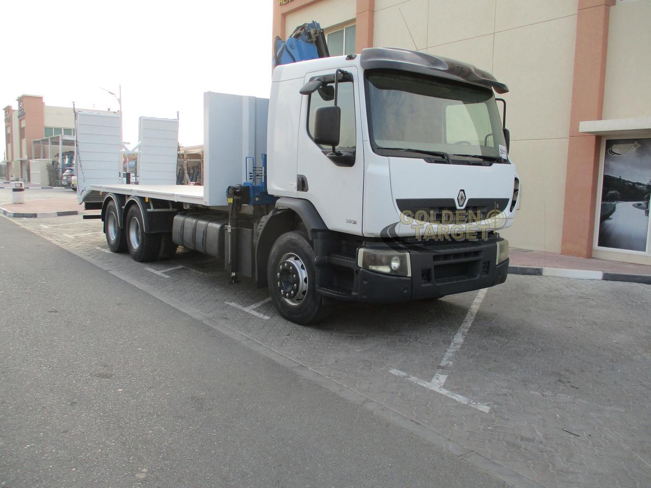 RENAULT Kerax 380 6×4 Crane Truck - Camion grue: photos 1 RENAULT Kerax 380 6×4 Crane Truck - Camion grue: photos 1