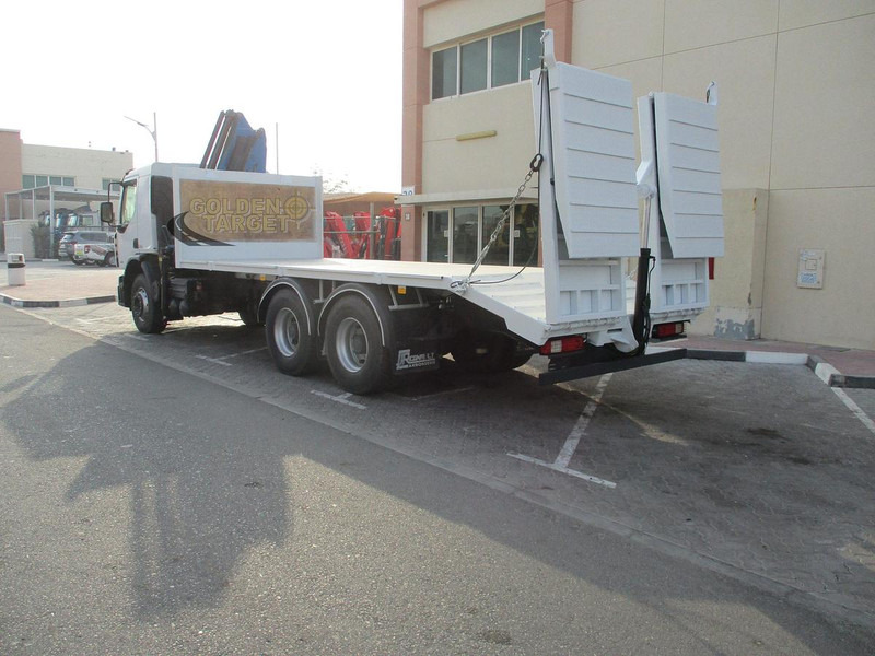 Renault KERAX 380 - Grue mobile: photos 4 Renault KERAX 380 - Grue mobile: photos 4