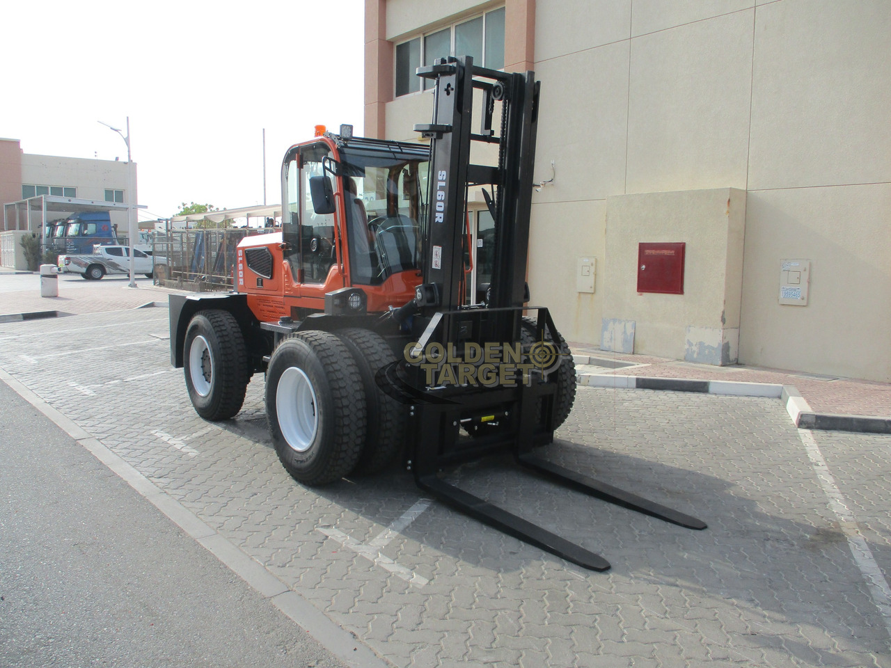 Solution SL60R Rough Terrain Forklift - Chariot élévateur diesel: photos 1 Solution SL60R Rough Terrain Forklift - Chariot élévateur diesel: photos 1