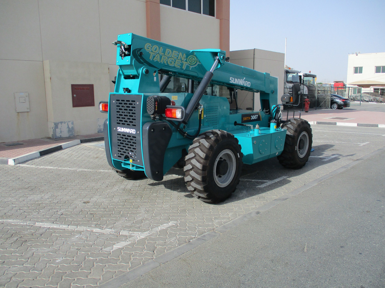 Sunward SWTH3007 4×4 Telehandler - Chariot télescopique: photos 3 Sunward SWTH3007 4×4 Telehandler - Chariot télescopique: photos 3