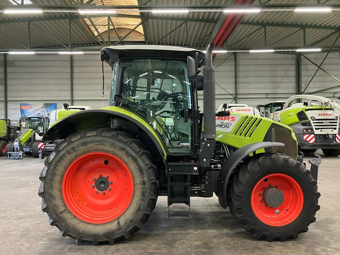 Tracteur agricole Claas Arion 540: photos 11