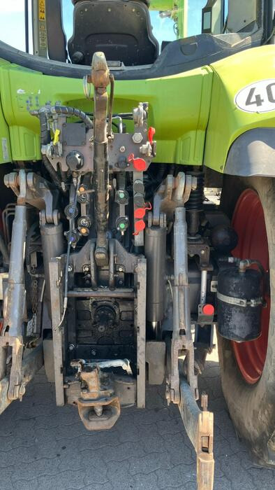 Claas Arion 650 - Tracteur agricole: photos 5 Claas Arion 650 - Tracteur agricole: photos 5