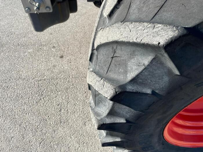 Claas Arion 650 - Tracteur agricole: photos 5 Claas Arion 650 - Tracteur agricole: photos 5