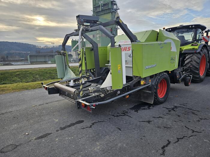 Claas Rollant 355 RC Uniwrap - Presse à balles rondes: photos 3 Claas Rollant 355 RC Uniwrap - Presse à balles rondes: photos 3