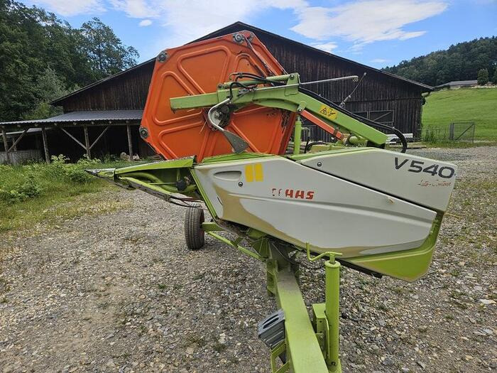Claas V540 Vario - Moissoneuse: photos 2 Claas V540 Vario - Moissoneuse: photos 2