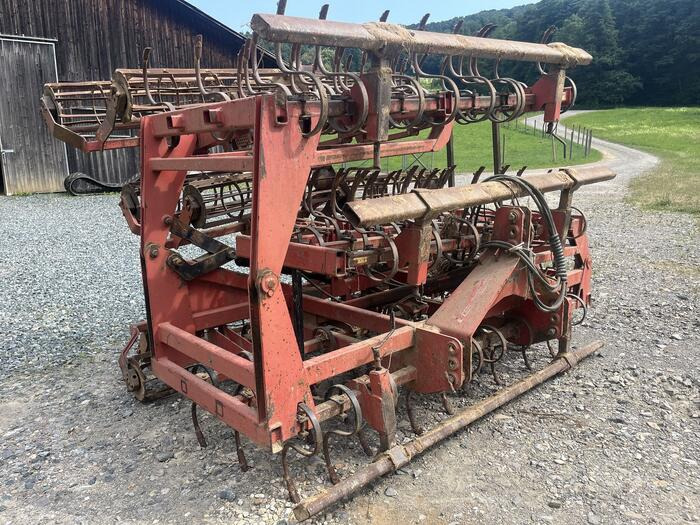 Hatzenbichler Saatbeetkombination 8m - Combiné de semis: photos 3 Hatzenbichler Saatbeetkombination 8m - Combiné de semis: photos 3