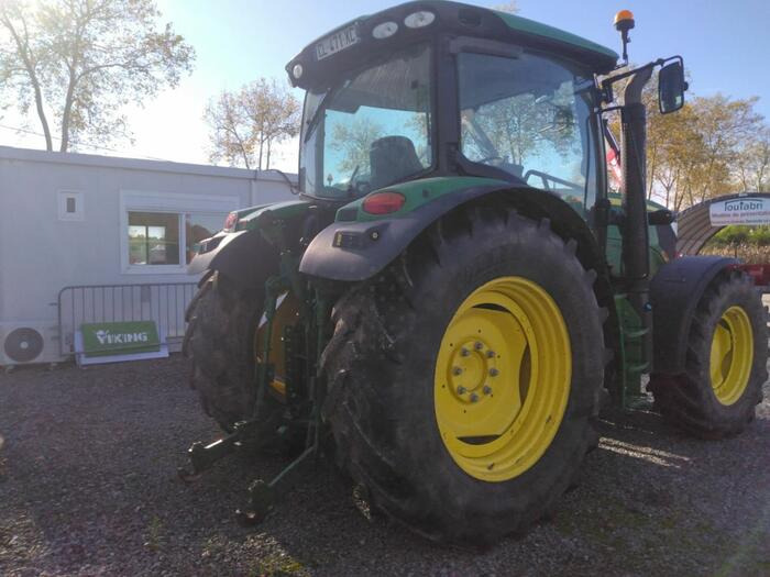 John Deere 6125 R - Tracteur agricole: photos 4 John Deere 6125 R - Tracteur agricole: photos 4