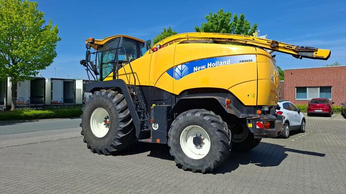 New Holland FR 9060 - Ensileuse: photos 4 New Holland FR 9060 - Ensileuse: photos 4