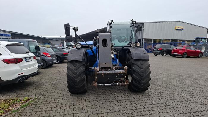 New Holland LM 7.42 - Chariot télescopique: photos 1 New Holland LM 7.42 - Chariot télescopique: photos 1