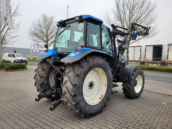New Holland TS 115 - Tracteur agricole: photos 1 New Holland TS 115 - Tracteur agricole: photos 1