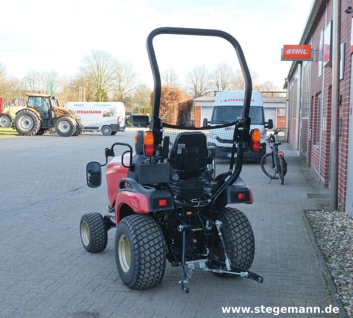 Yanmar SA221 - Tracteur agricole: photos 4 Yanmar SA221 - Tracteur agricole: photos 4