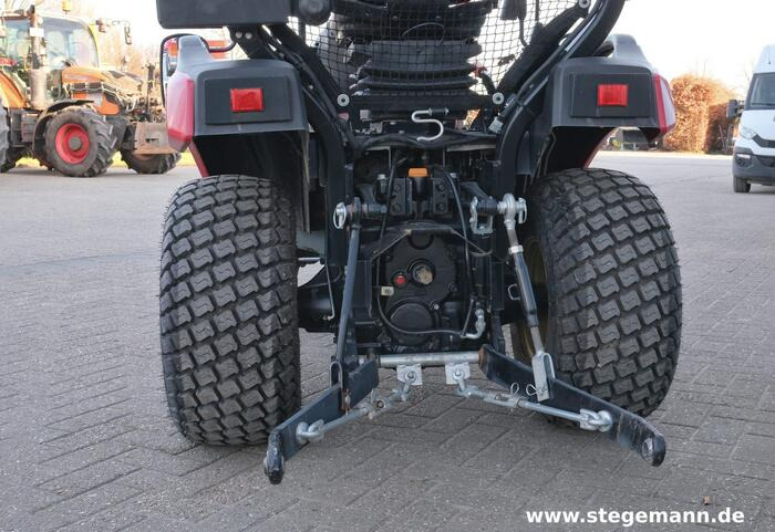 Yanmar SA221 - Tracteur agricole: photos 5 Yanmar SA221 - Tracteur agricole: photos 5