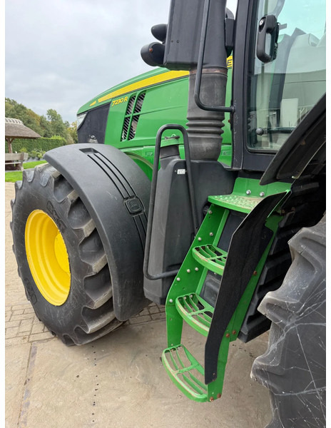 John Deere 7230R 7 230 R Trekker JD 7 serie Autopower 7230R 7 230 R Trekker JD 7 serie Autopower - Tracteur agricole: photos 3 John Deere 7230R 7 230 R Trekker JD 7 serie Autopower 7230R 7 230 R Trekker JD 7 serie Autopower - Tracteur agricole: photos 3