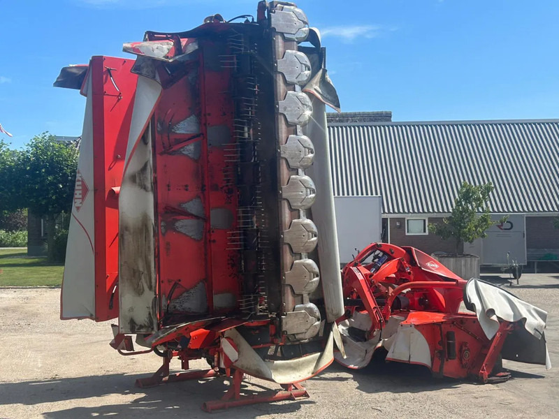 Kuhn FC 9530 D-FF Kuhn FC3125DF-FF triple maaier combi vlindermaaier - Faucheuse: photos 4 Kuhn FC 9530 D-FF Kuhn FC3125DF-FF triple maaier combi vlindermaaier - Faucheuse: photos 4