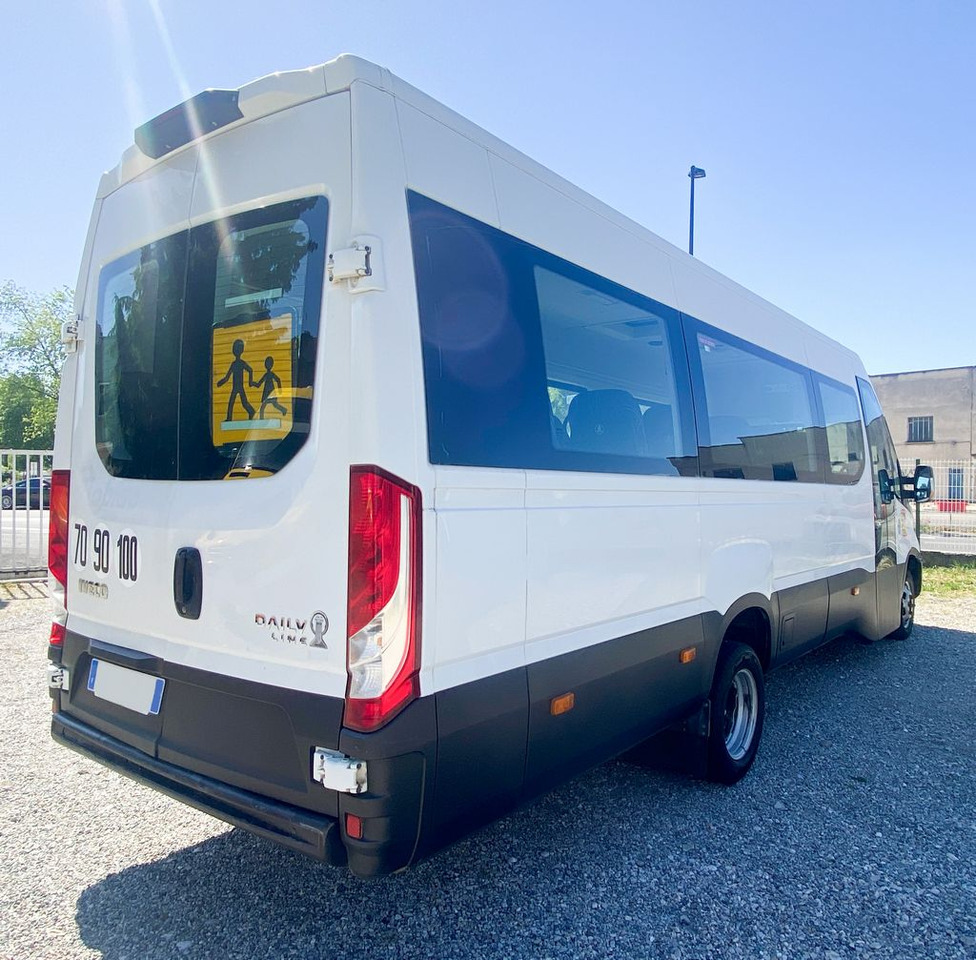 IVECO DAILY LINE 2016 - Minibus, Transport de personnes: photos 3 IVECO DAILY LINE 2016 - Minibus, Transport de personnes: photos 3