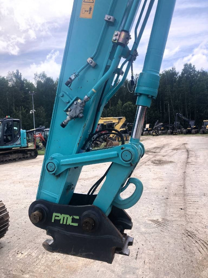 Kobelco SK 140 SRLC-5 - Pelle sur chenille: photos 5 Kobelco SK 140 SRLC-5 - Pelle sur chenille: photos 5