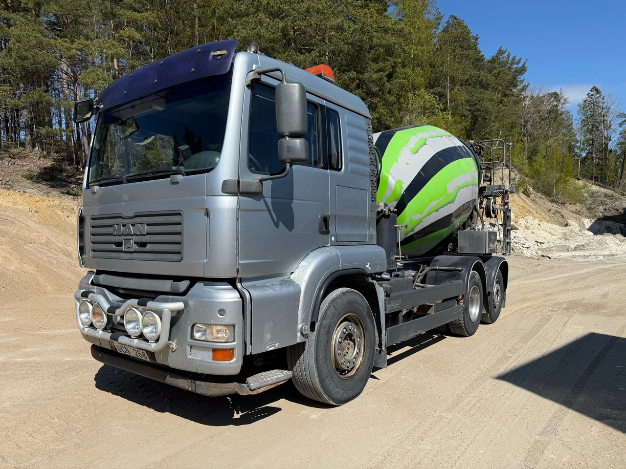 Betongbil MAN TGA 26.390 6X2-2 BL -2006 - Camion malaxeur: photos 1 Betongbil MAN TGA 26.390 6X2-2 BL -2006 - Camion malaxeur: photos 1