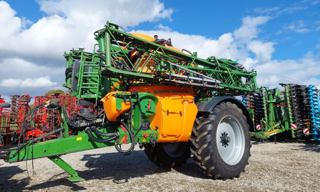 Amazone UX 6200 Super 36-24m med GPS - Pulvérisateur traîné: photos 2 Amazone UX 6200 Super 36-24m med GPS - Pulvérisateur traîné: photos 2