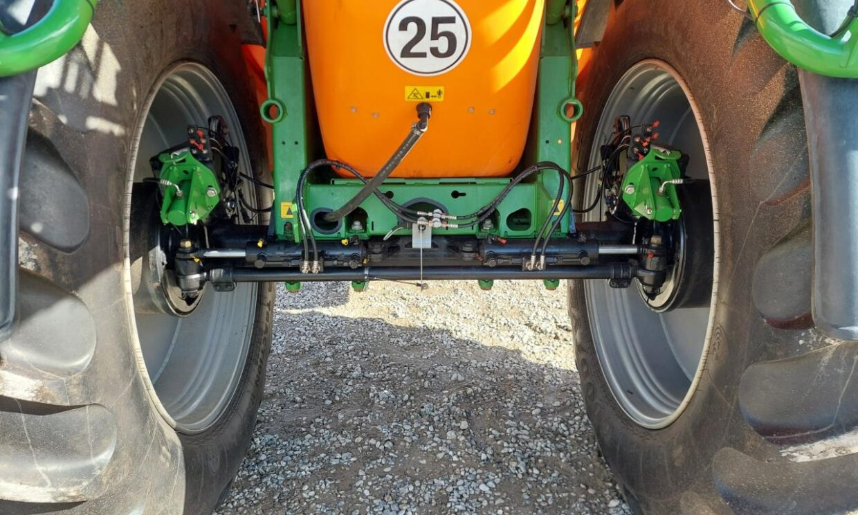 Amazone UX 6200 Super 36-24m med GPS - Pulvérisateur traîné: photos 5 Amazone UX 6200 Super 36-24m med GPS - Pulvérisateur traîné: photos 5