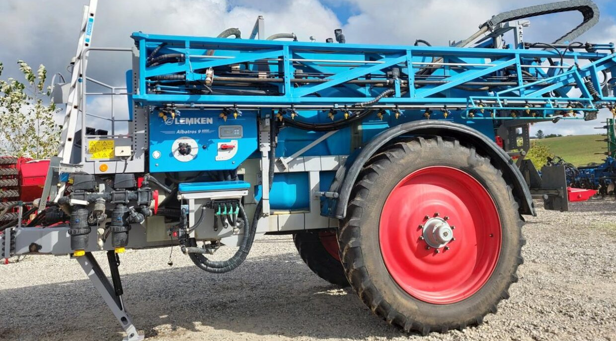 Lemken ALBATROS 9 6000 L med GPS - Pulvérisateur traîné: photos 1 Lemken ALBATROS 9 6000 L med GPS - Pulvérisateur traîné: photos 1