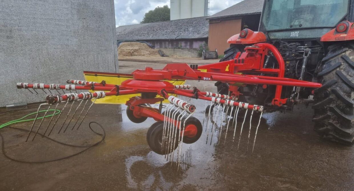 SIP 350 T rive - Faneuse: photos 3 SIP 350 T rive - Faneuse: photos 3