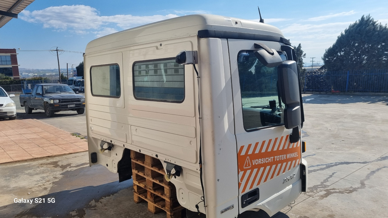 Cabine MERCEDES ACTROS MP3: photos 14