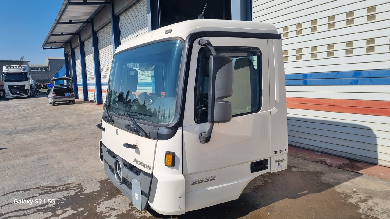 Cabine MERCEDES ACTROS MP3: photos 8