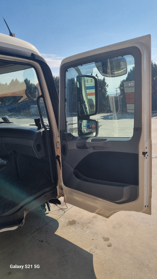 Cabine MERCEDES ACTROS MP3: photos 13