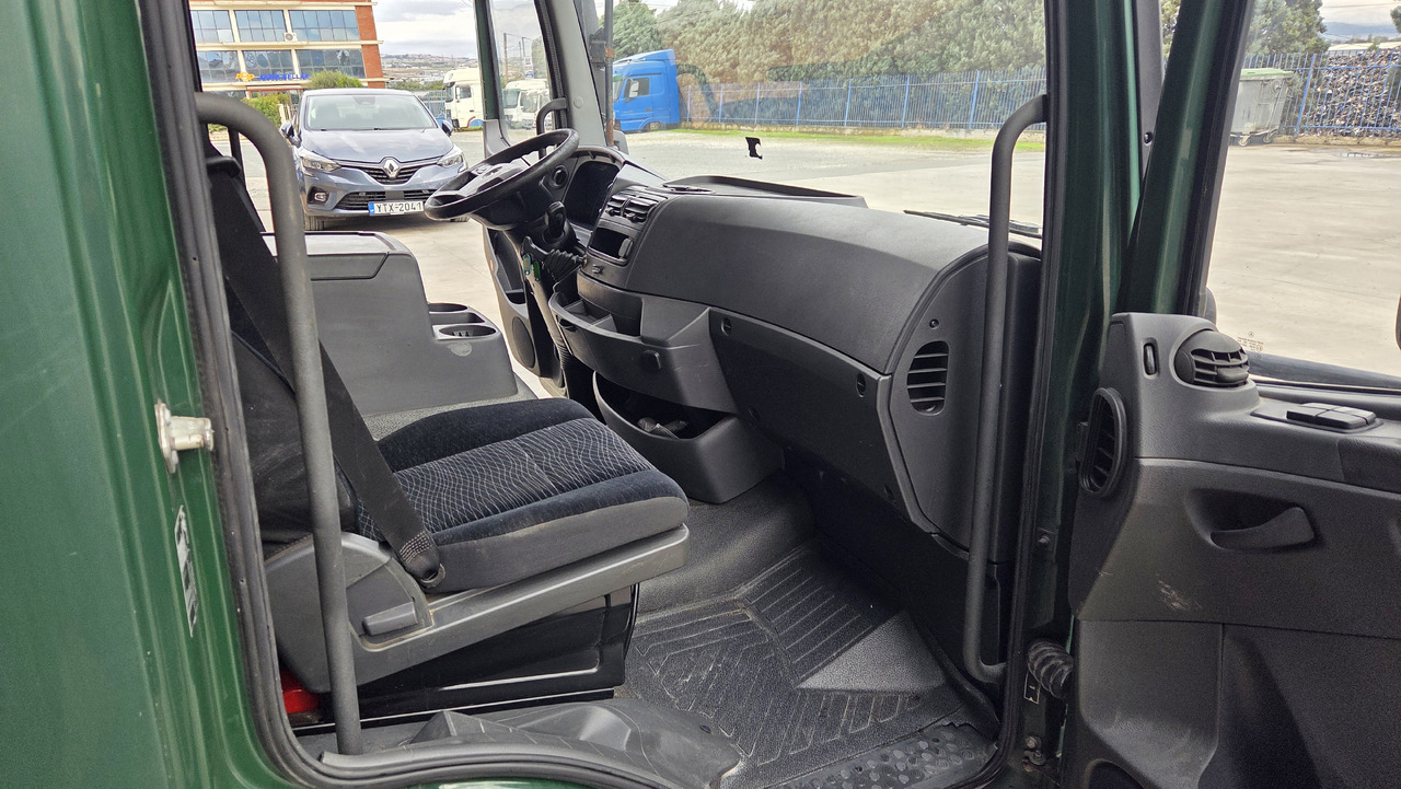 Cabine pour Camion MERCEDES-BENZ ATEGO EURO 6: photos 8